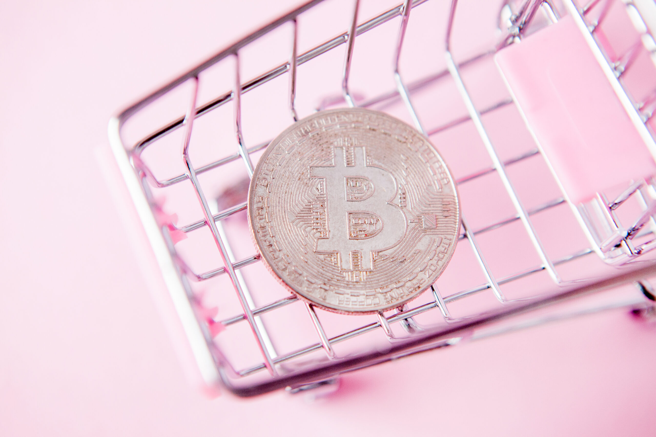BlackRock усиливает позиции в BTC: институционалы меняют правила игры